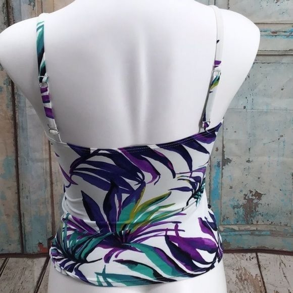 Tommy Bahama’s  Womans 8 Takini Swim Suit Top Purple Green Fern Print - Picture 3 of 4